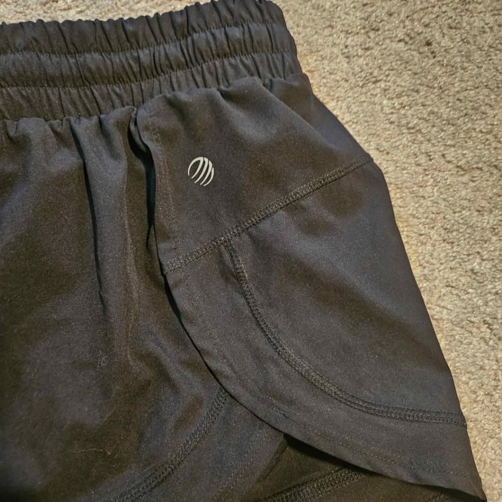 MPG Running Shorts - Picture 2 of 5